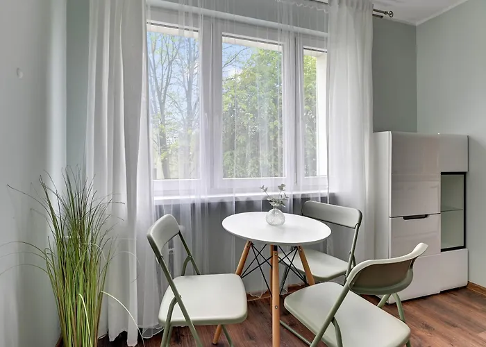 Rentplanet - Piastowska Apartment